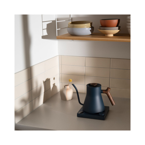 Fellow Stagg EKG Pro Gooseneck Waterkoker 0,9L Stone Blue Walnoot