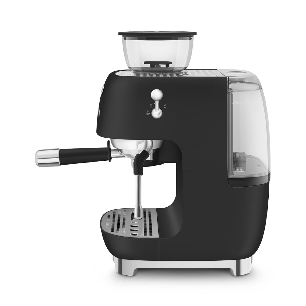 Smeg Halfautomatische Espressomachine Mat Zwart