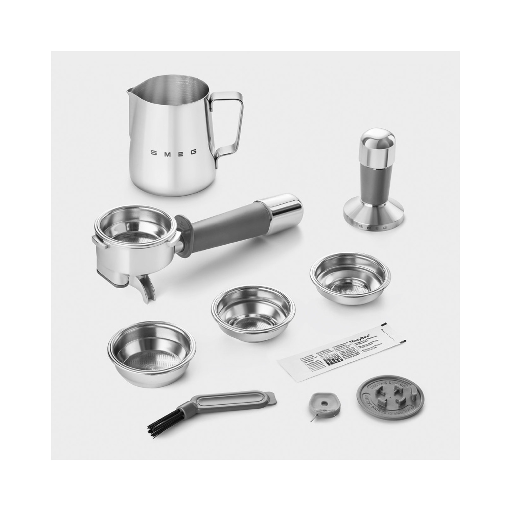 Smeg Halfautomatische Espressomachine Mat Zwart