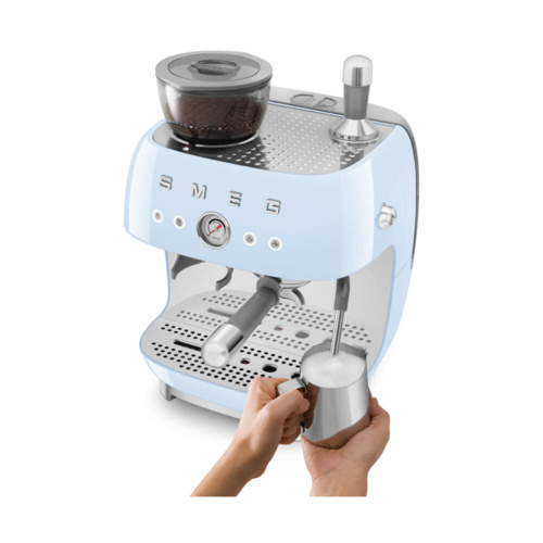 Smeg Halfautomatische Espressomachine Pastelblauw